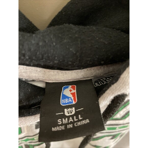 NBA Celtics Men’s Gray Small Hoodie - Picture 6 of 8